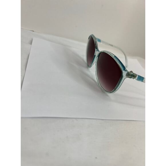 Vintage 80s Style Fashion Sunglasses Clear Blue Frames Oversized Black Lens - Picture 7 of 9